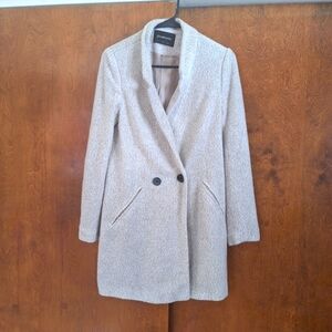 Stradivarius Women's Cream Coat